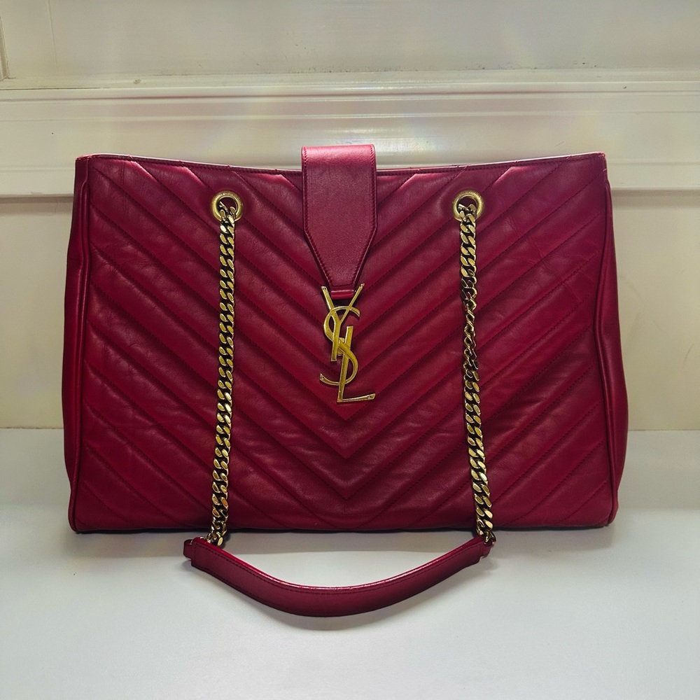 Yves Saint Laurent Redish Quilted Leather Shoulder Bag